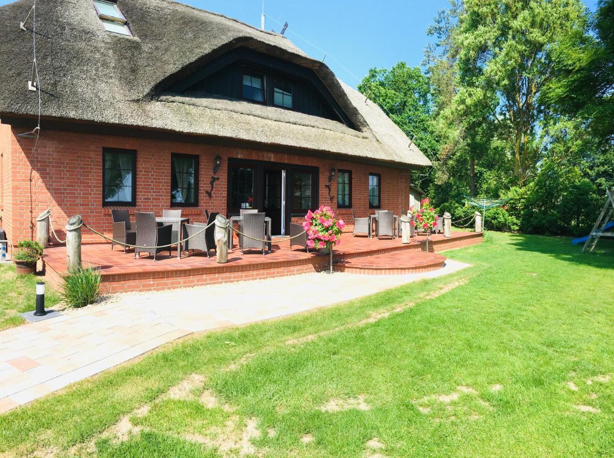 Ferienhaus An Der Steilkuste 博尔滕哈根 外观 照片